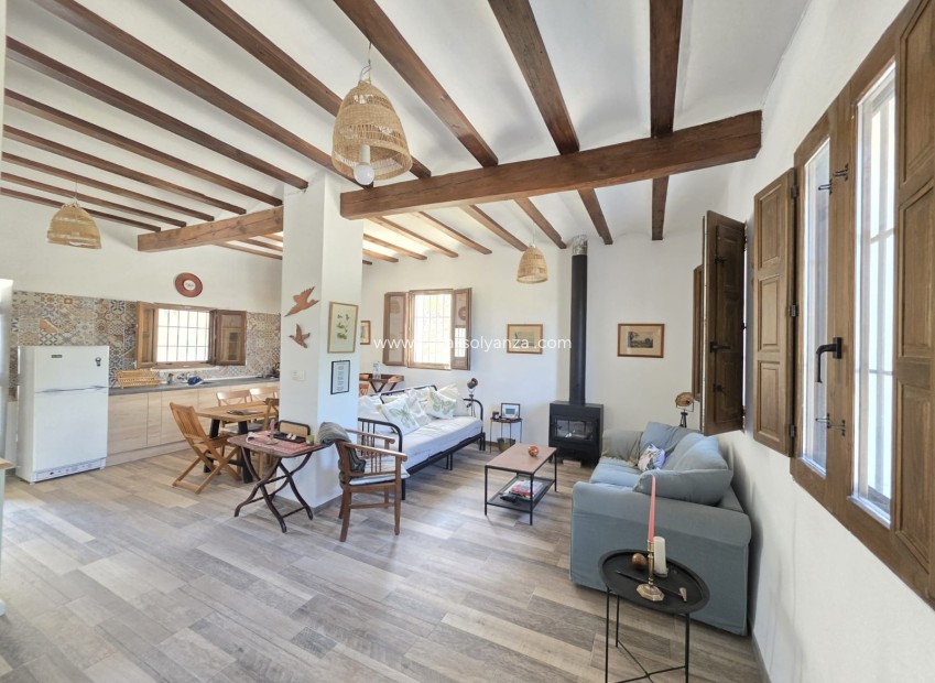 Reventa - Country Property/Finca - Villena - Inland
