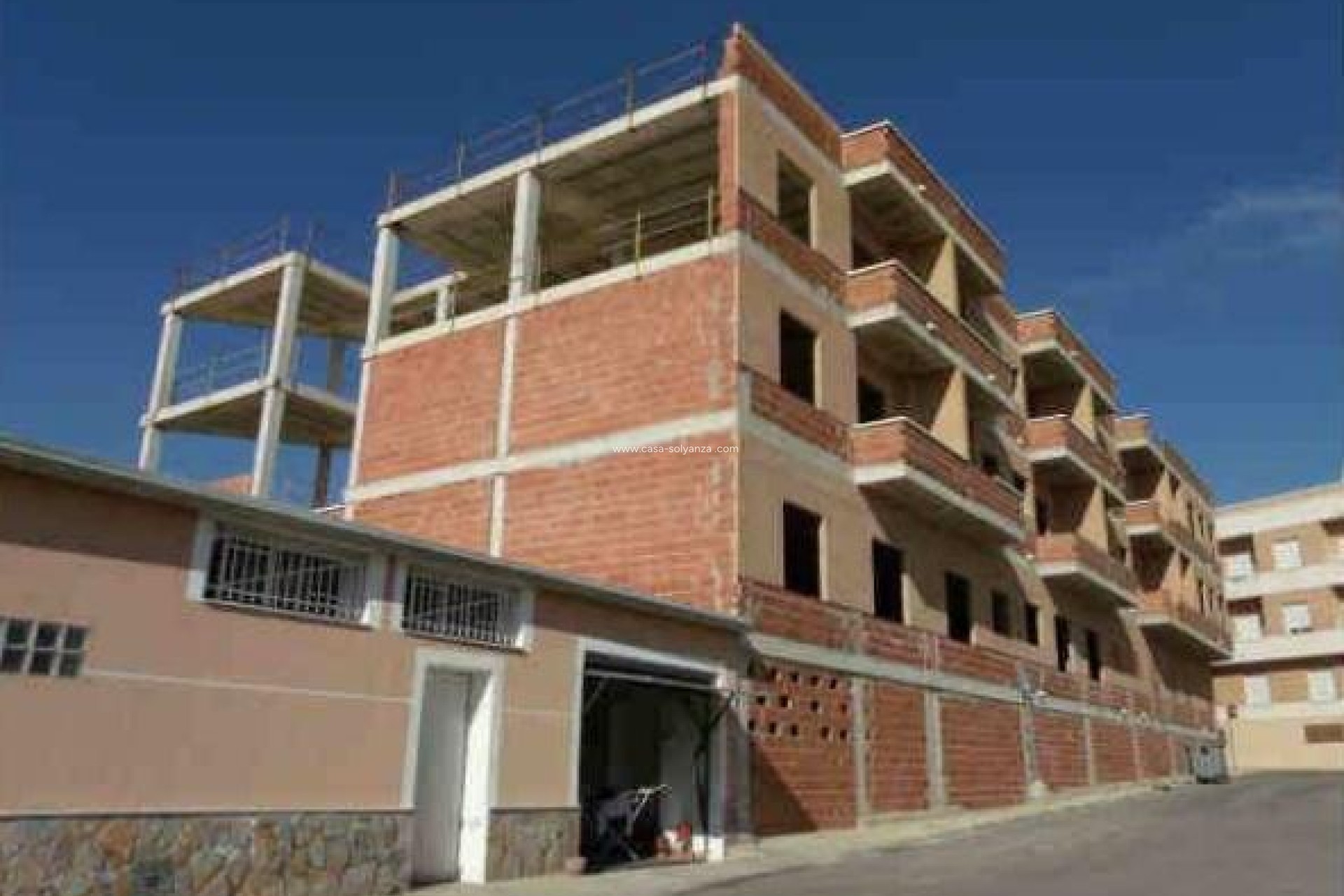 Reventa - Edificio - Los Montesinos - CENTRO