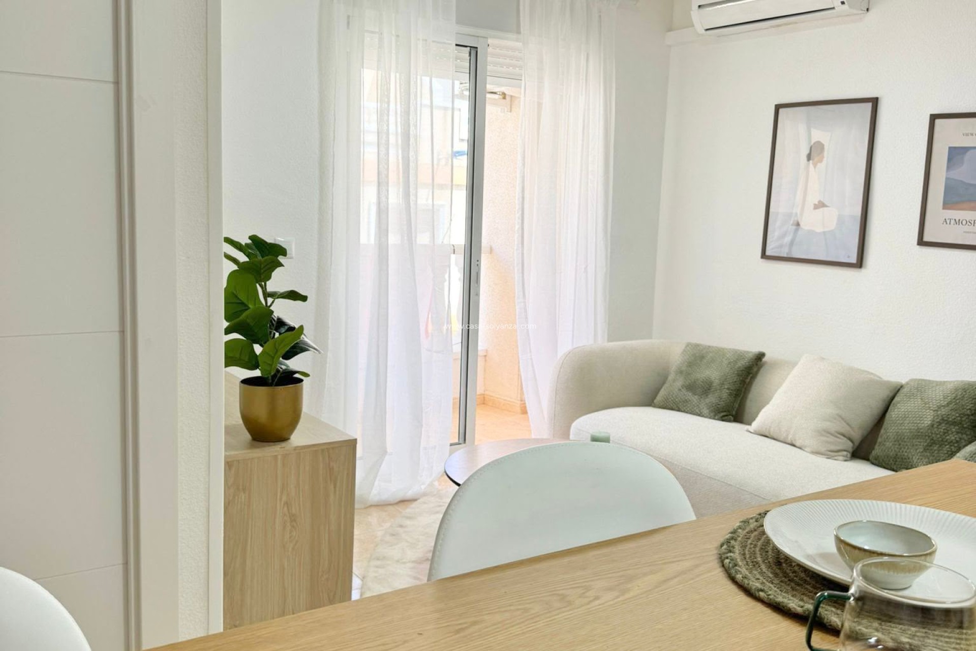 Reventa - Flat - Torrevieja - Playa de los Locos