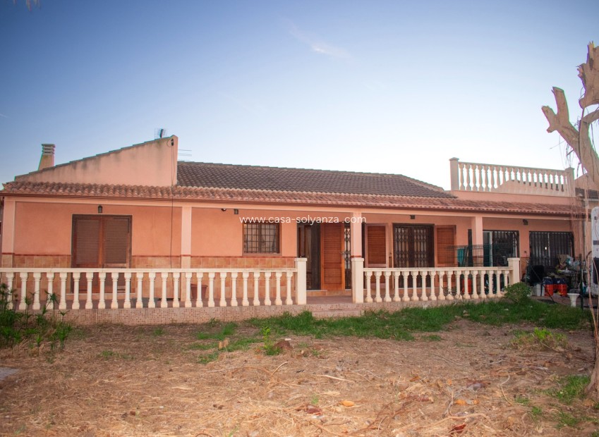Reventa - Independent villa - Torrevieja