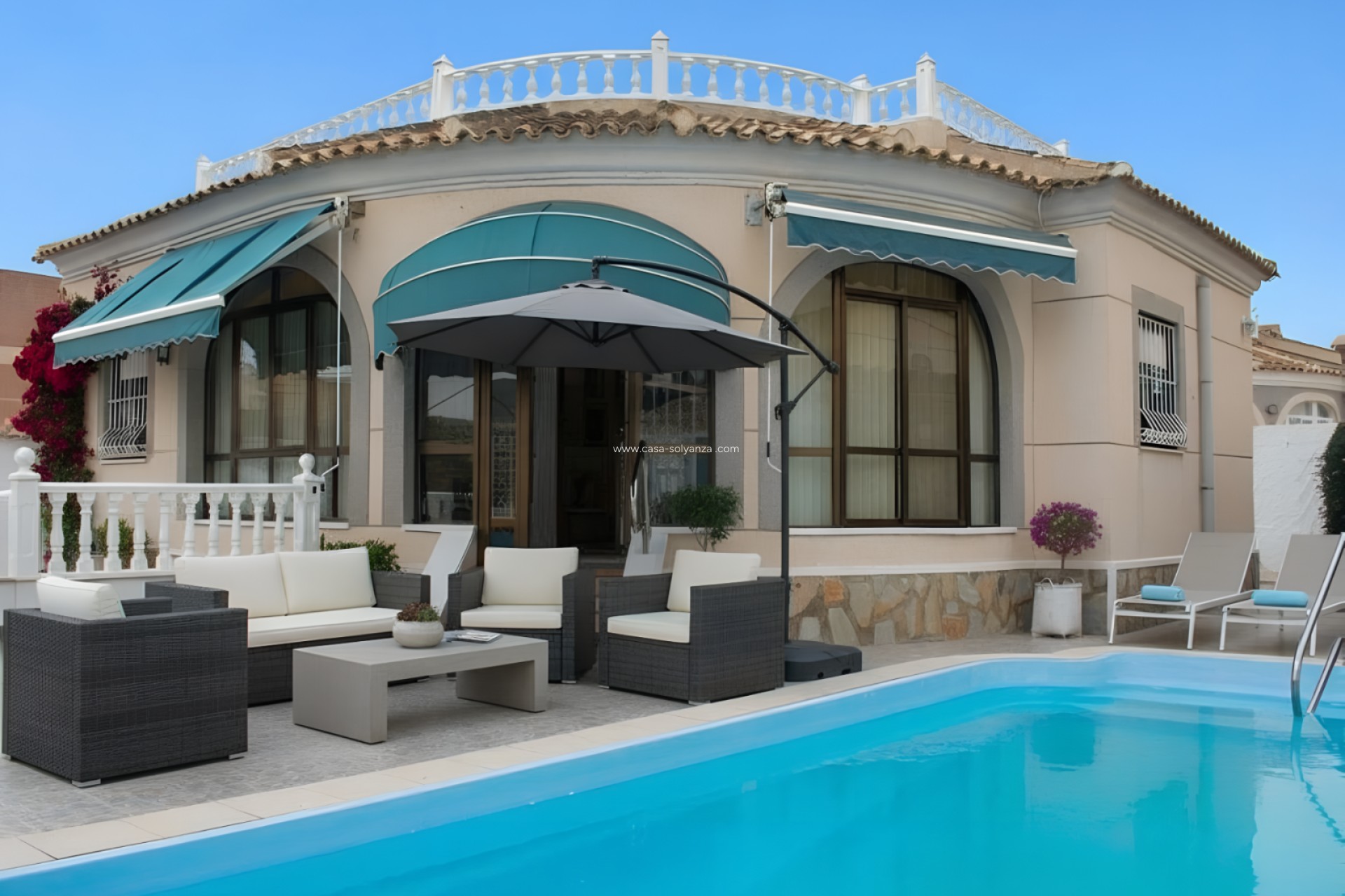 Reventa - Independent villa - Torrevieja