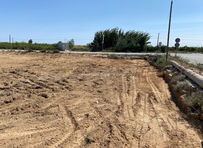 Reventa - Land - San Miguel de Salinas - San Miguel Salinas