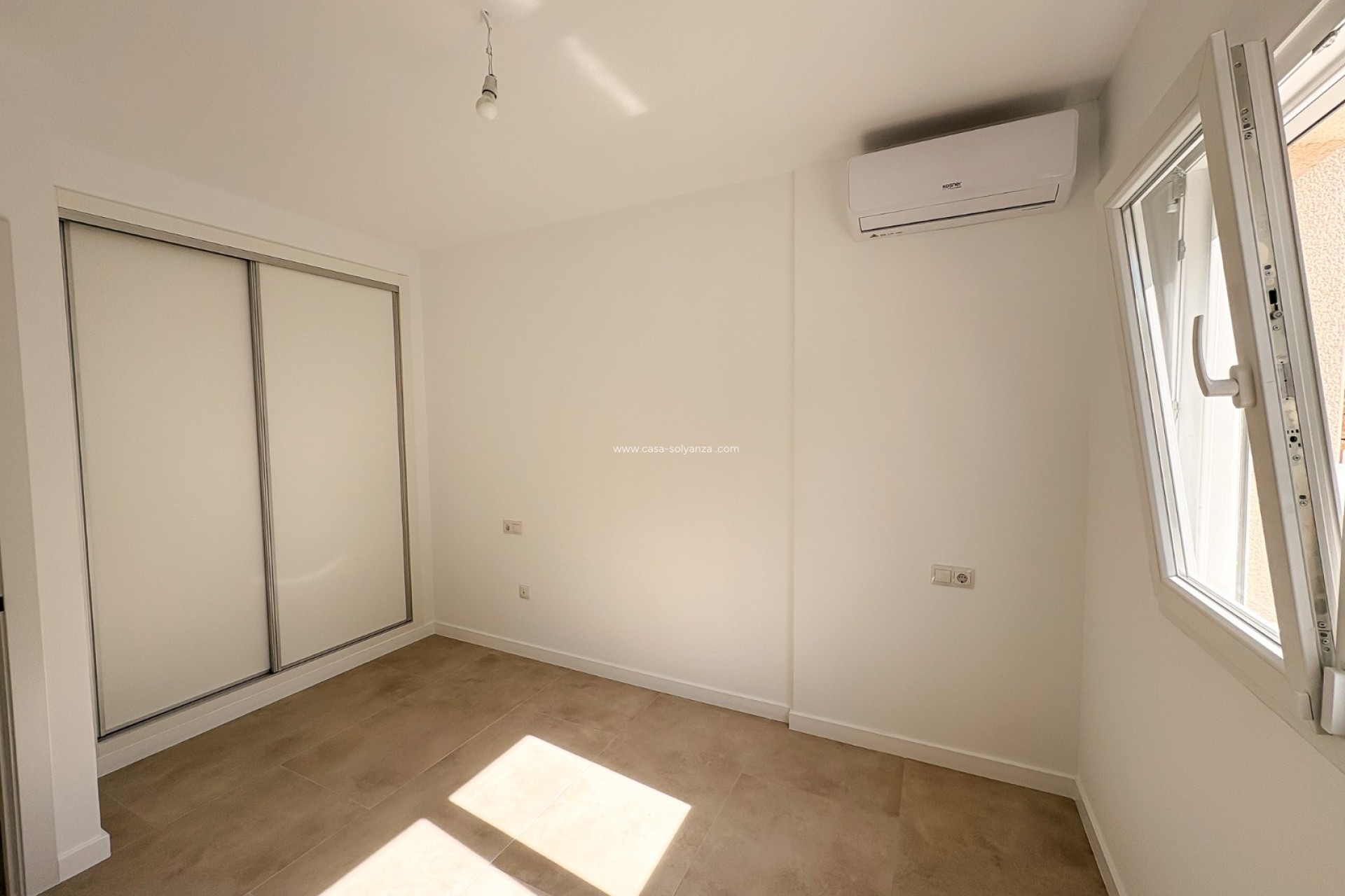 Reventa - Semi-Detached Villa - El Campello - Pueblo Acantilado - Venta Lanuza