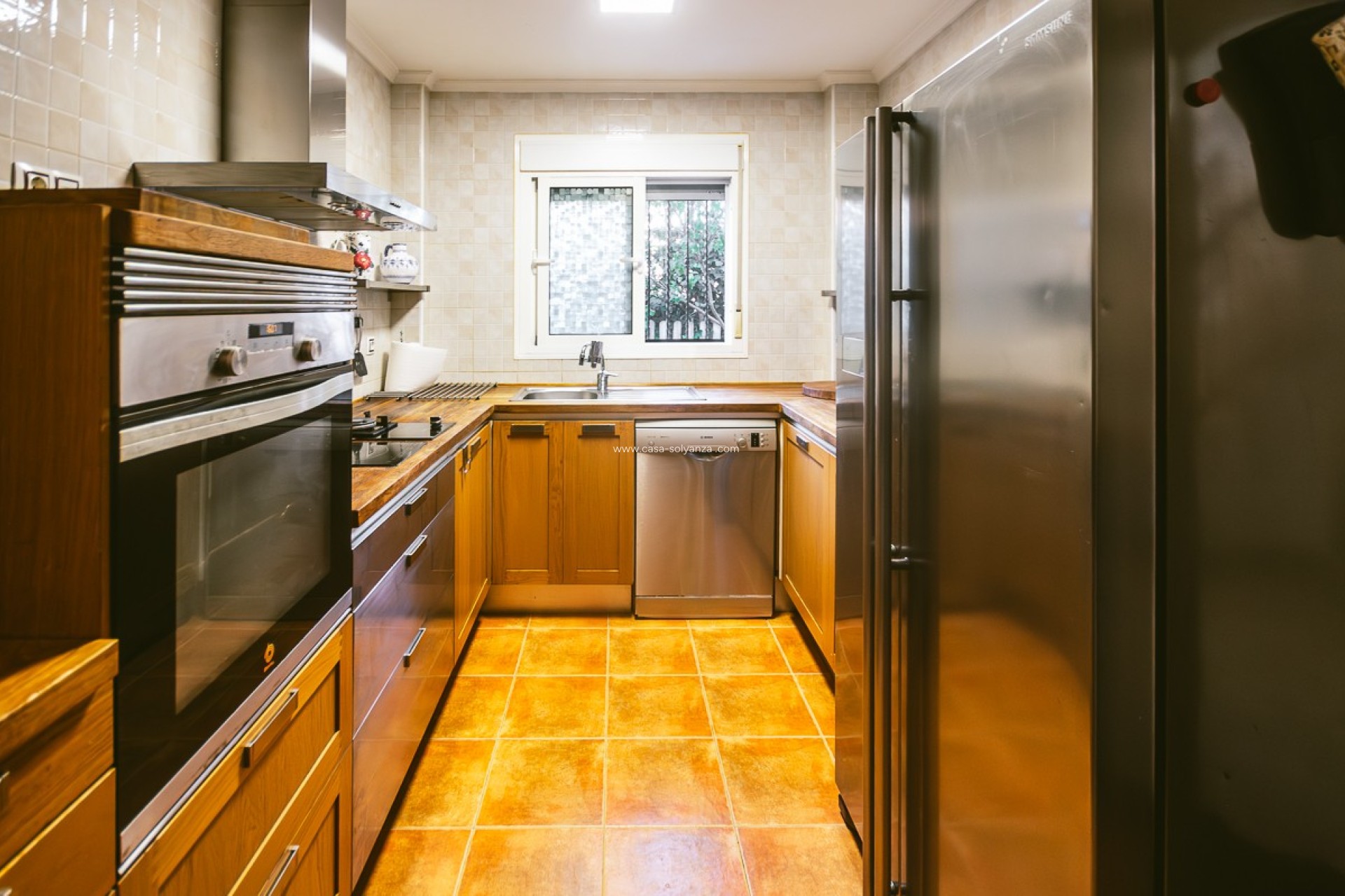 Reventa - Villa - Benferri - Inland