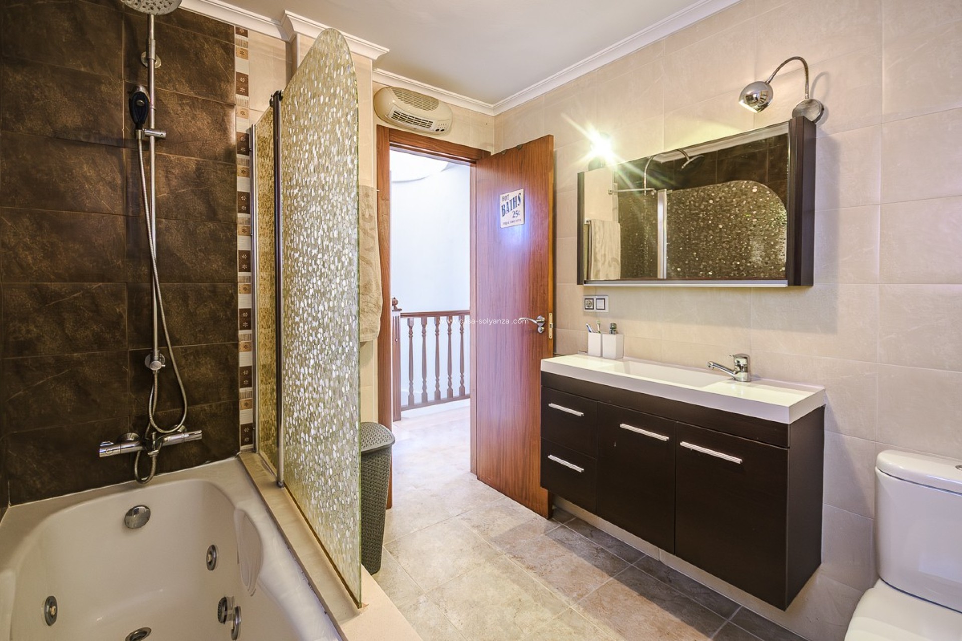 Reventa - Villa - Benferri - Inland