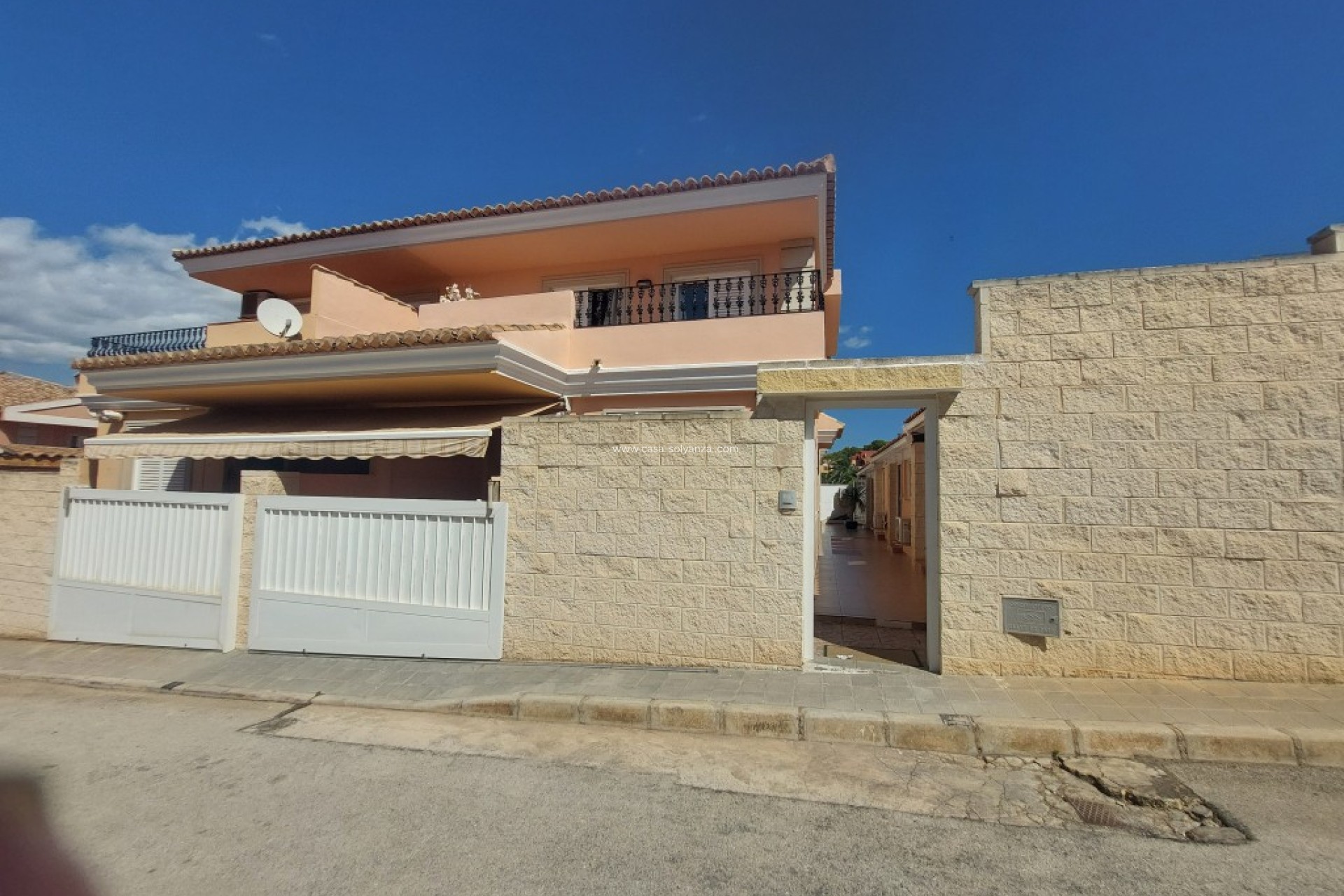 Reventa - Villa - Benidorm - Costa Blanca