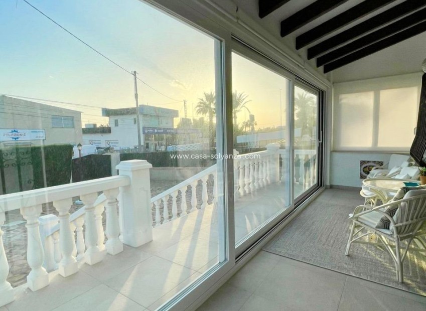 Reventa - Villa - Benidorm - Urbanizaciones