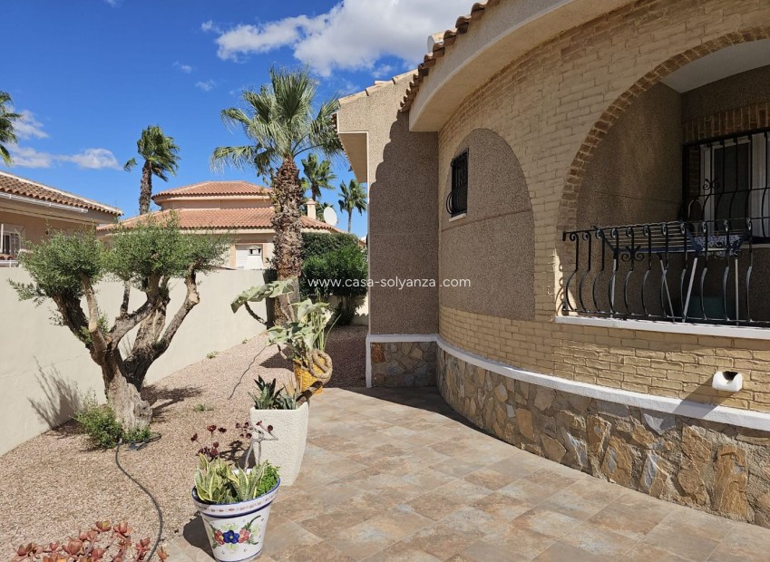 Reventa - Villa - Benijofar - Urbanizacion Monteazul