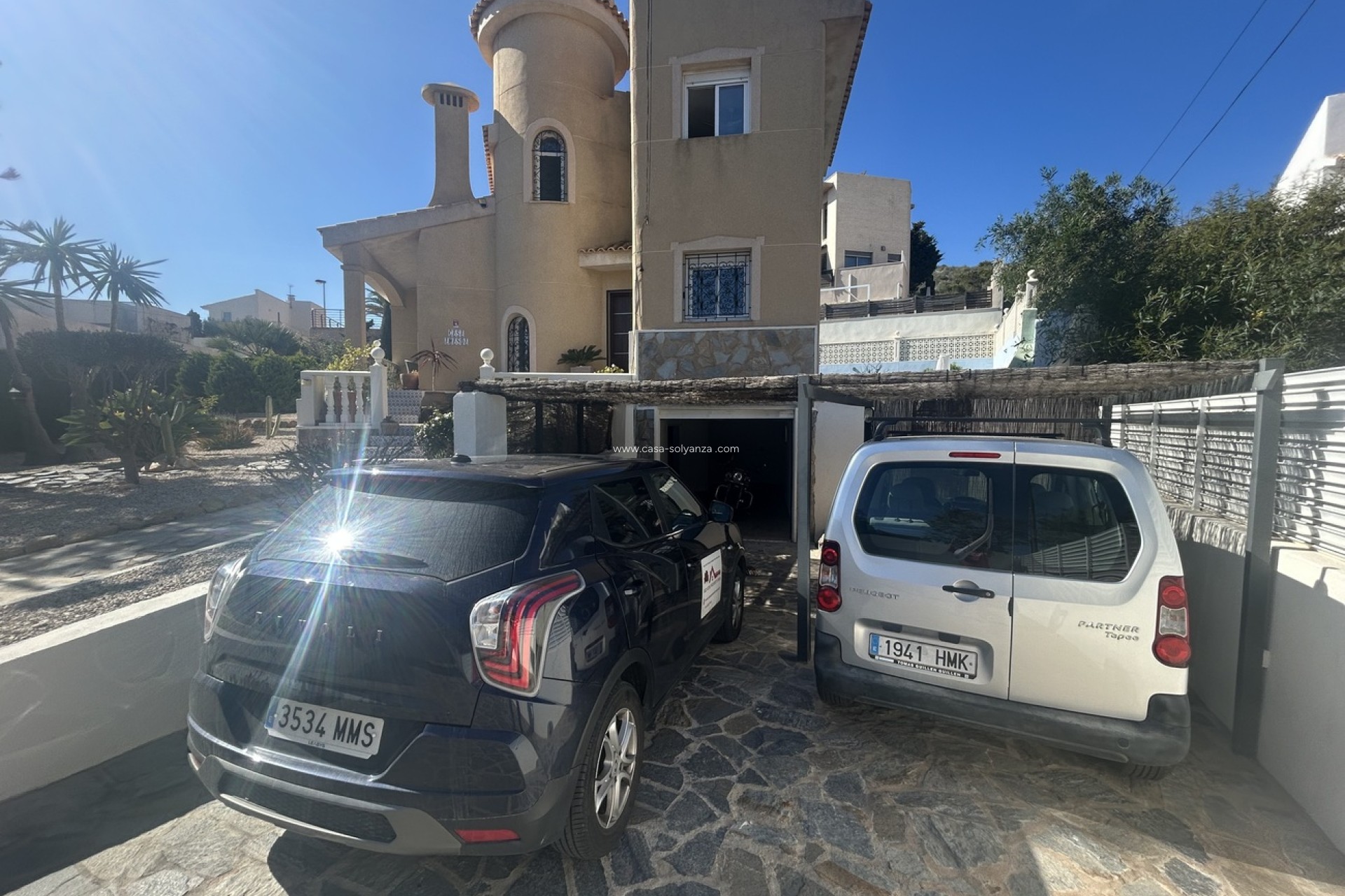 Reventa - Villa - Cabo de Palos - Cala Flores