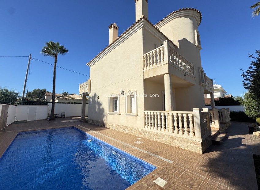 Reventa - Villa - Cabo Roig
