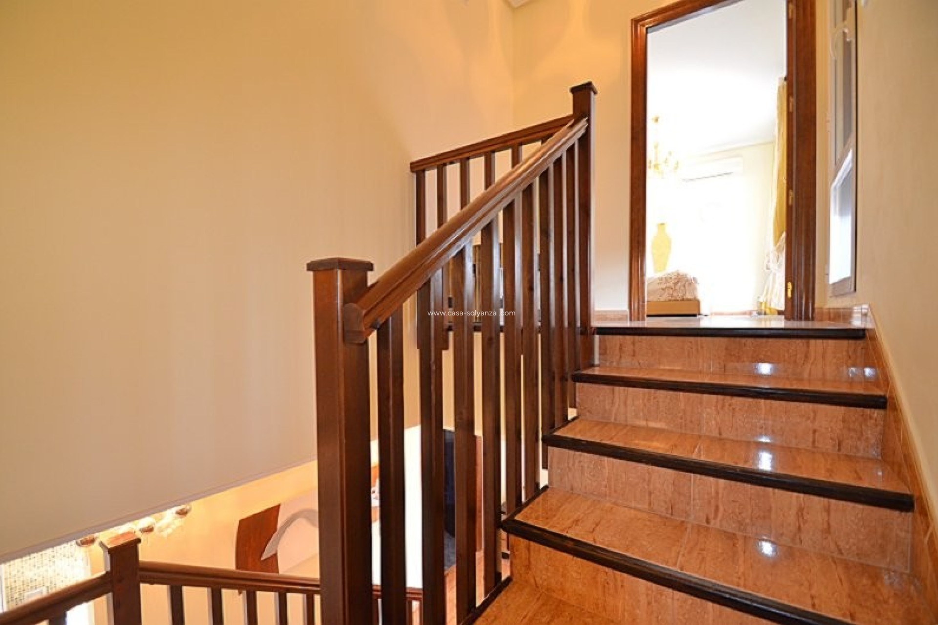 Reventa - Villa - Campos del Río - Inland