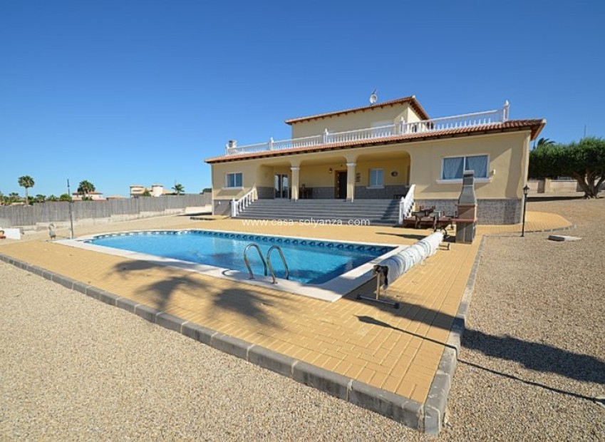 Reventa - Villa - Campos del Río - Inland