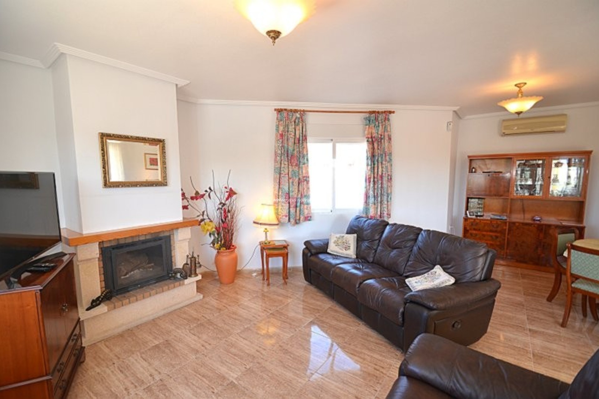 Reventa - Villa - Campos del Río - Inland