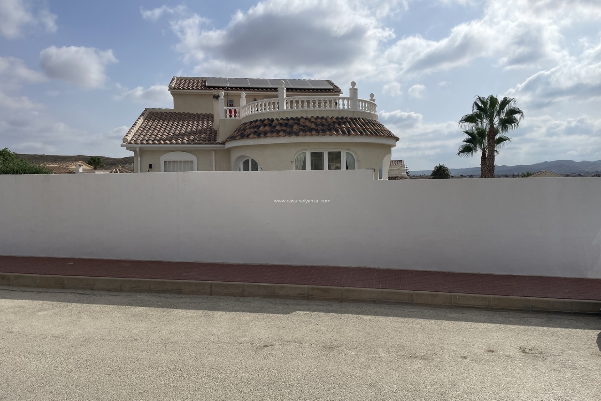 Reventa - Villa - Camposol - Inland
