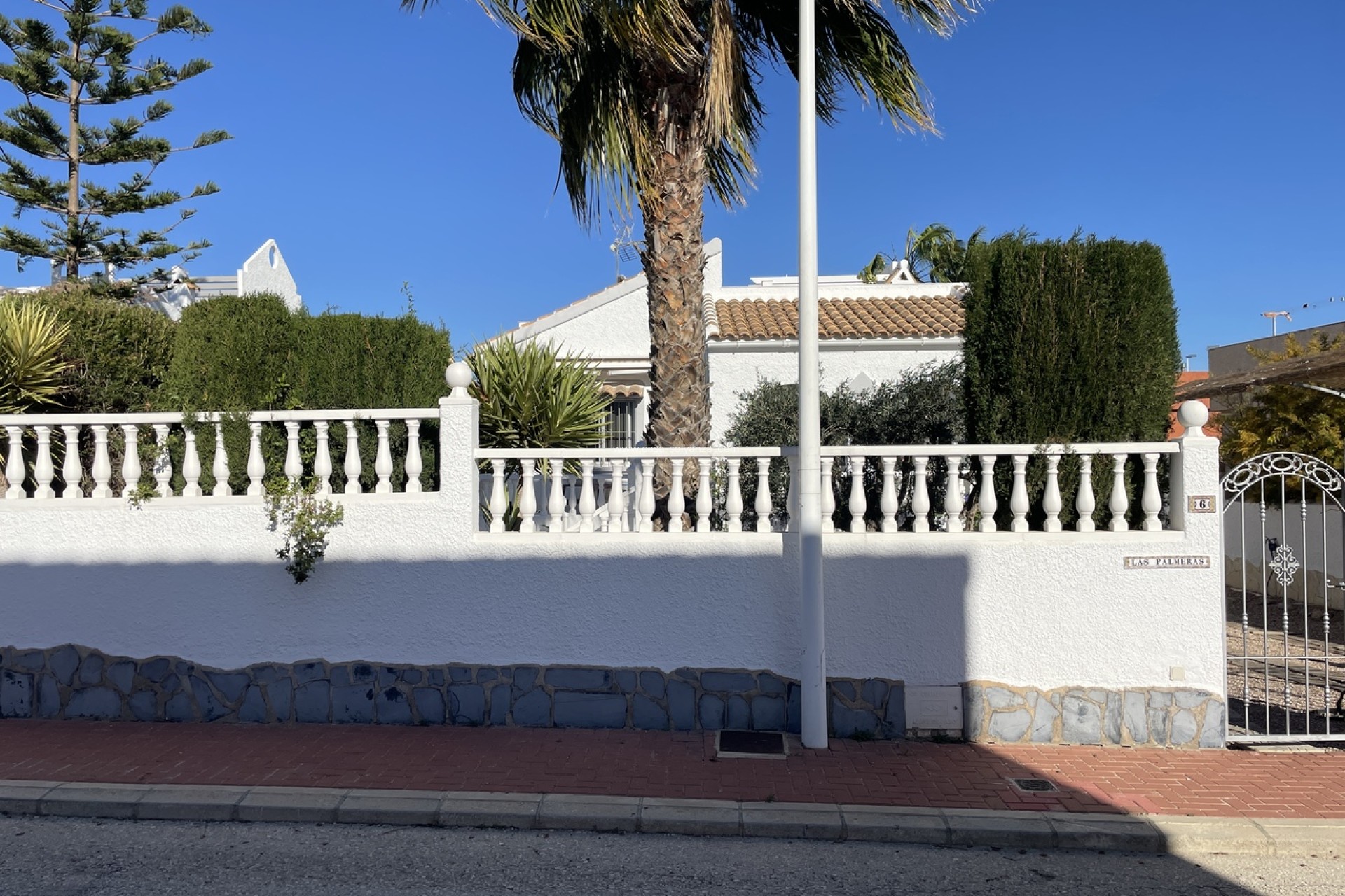 Reventa - Villa - Camposol - Inland