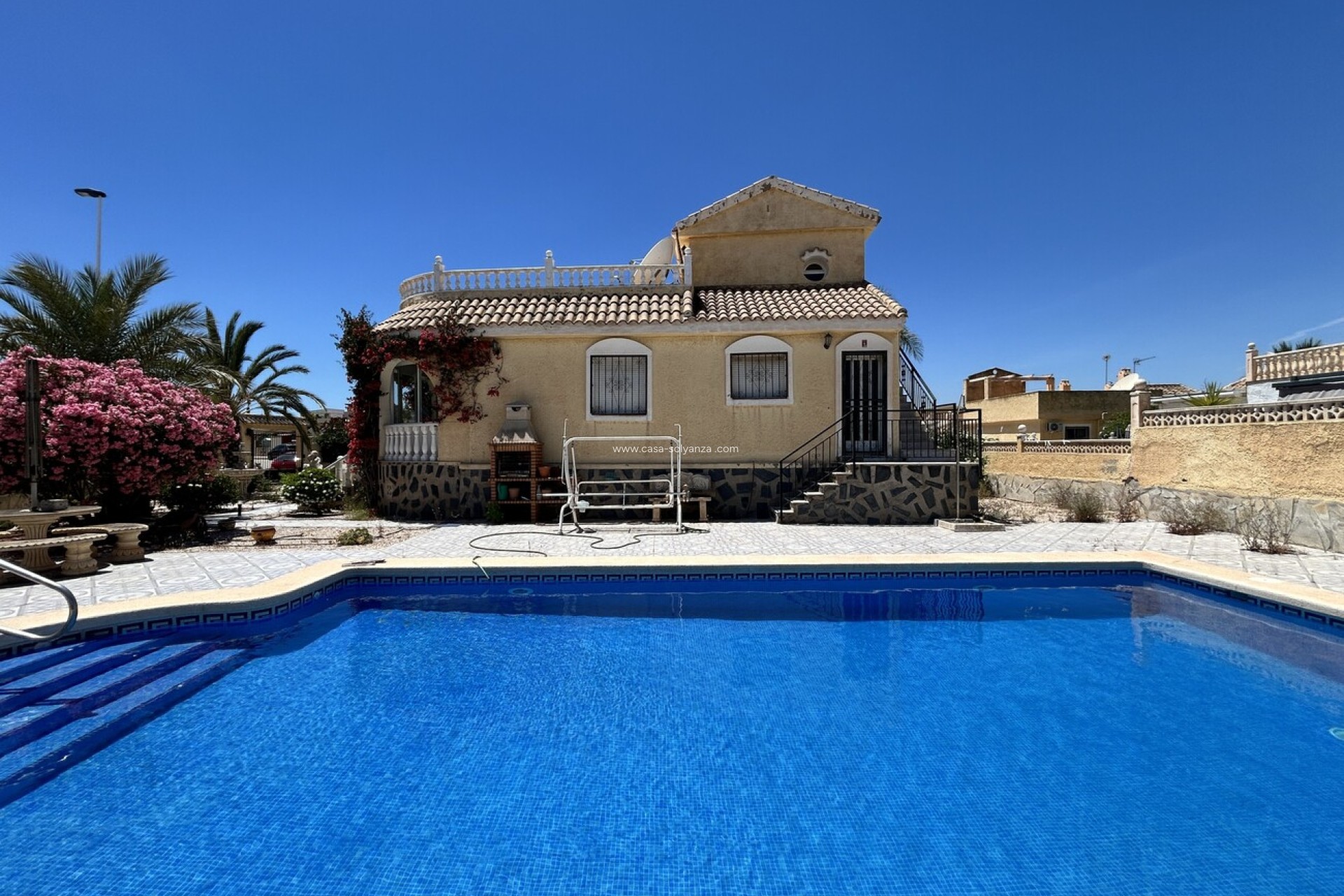 Reventa - Villa - Camposol - Inland
