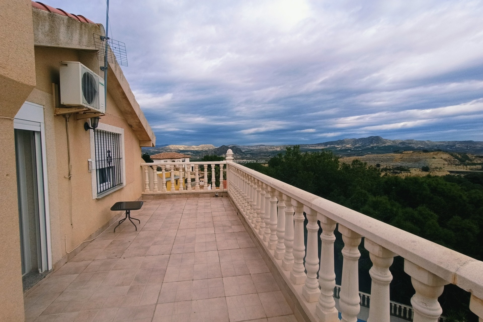 Reventa - Villa - Canadas De San Pedro - Inland