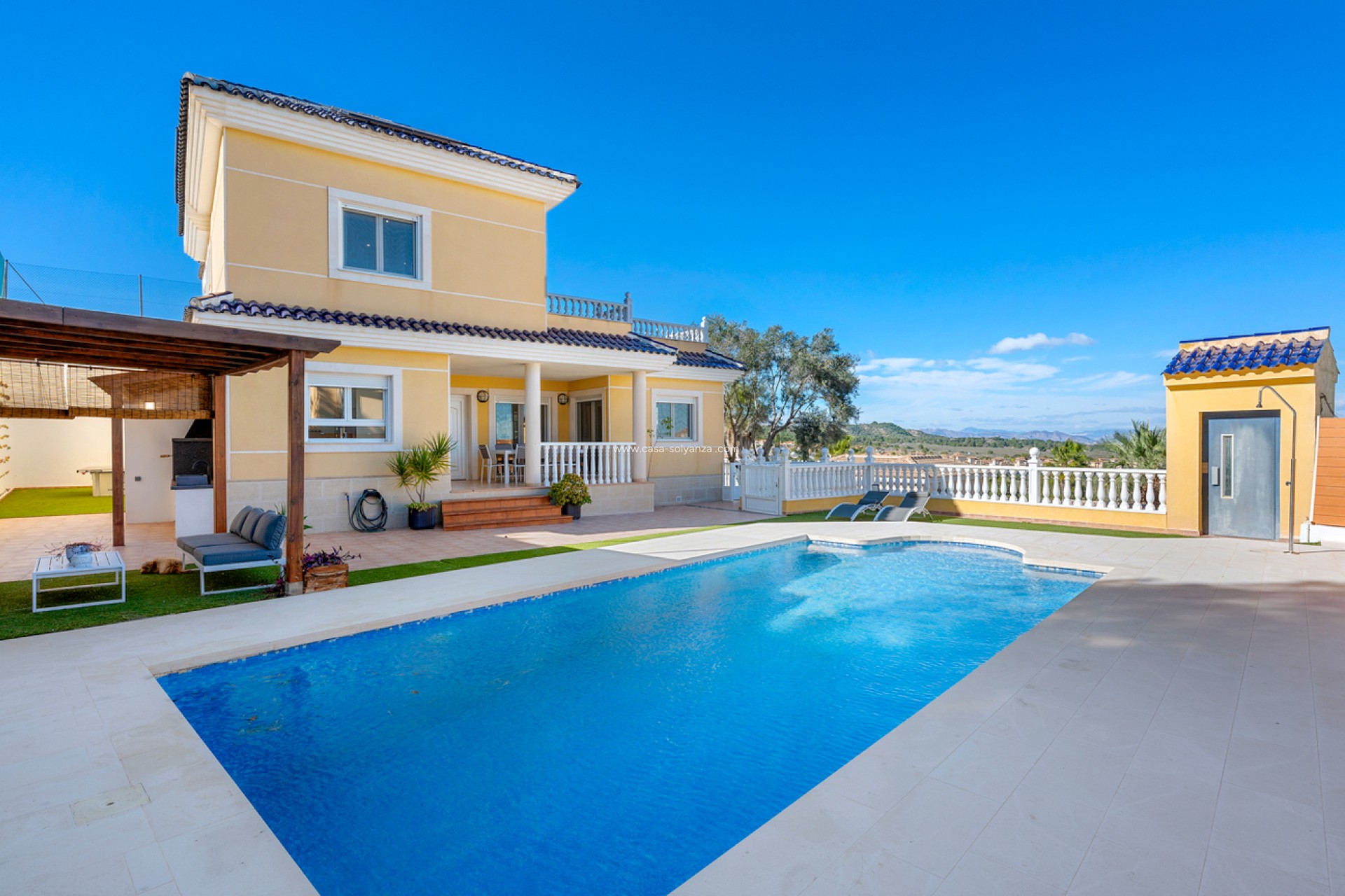 Reventa - Villa - Ciudad De Las Comunicaciones - Costa Blanca