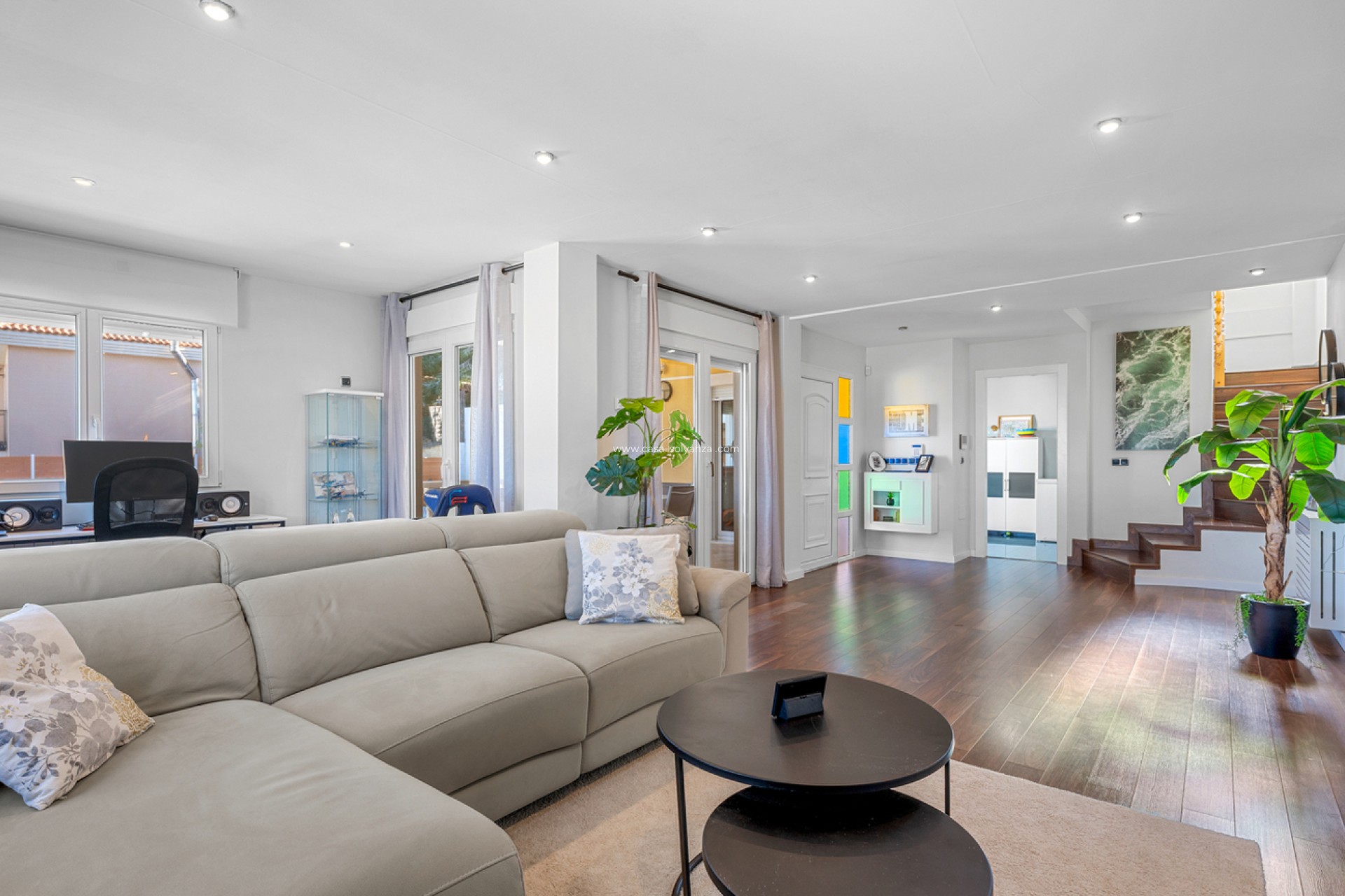 Reventa - Villa - Ciudad De Las Comunicaciones - Costa Blanca