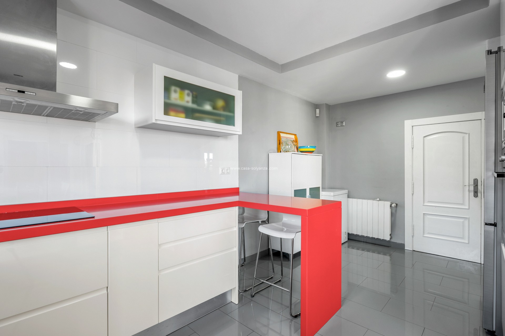 Reventa - Villa - Ciudad De Las Comunicaciones - Costa Blanca