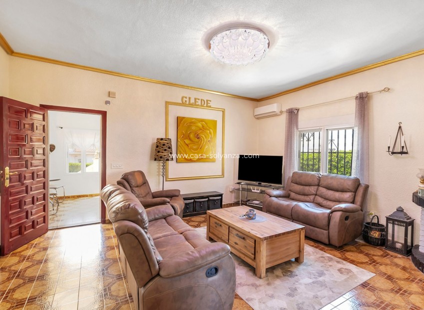 Reventa - Villa - Ciudad Quesada - Costa Blanca