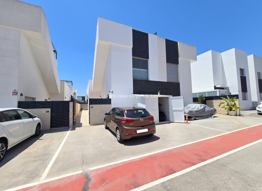 Reventa - Villa - Ciudad Quesada - Costa Blanca