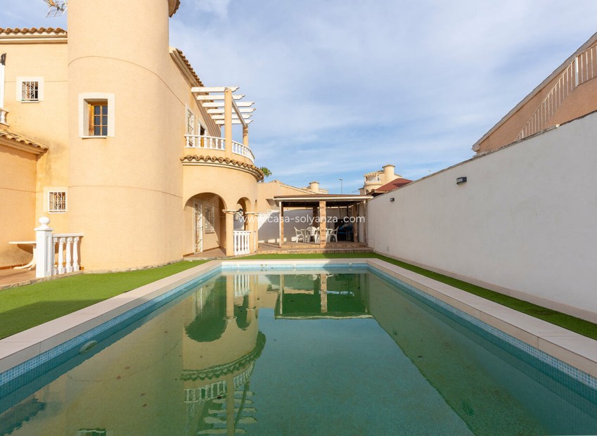 Reventa - Villa - Ciudad Quesada