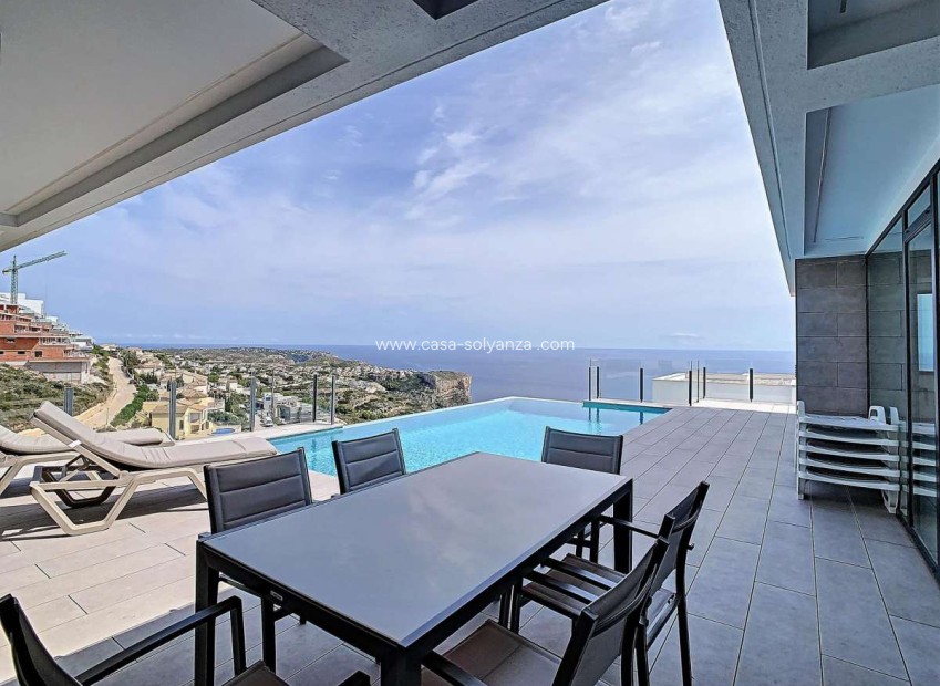 Reventa - Villa - Cumbre del Sol - Costa Blanca