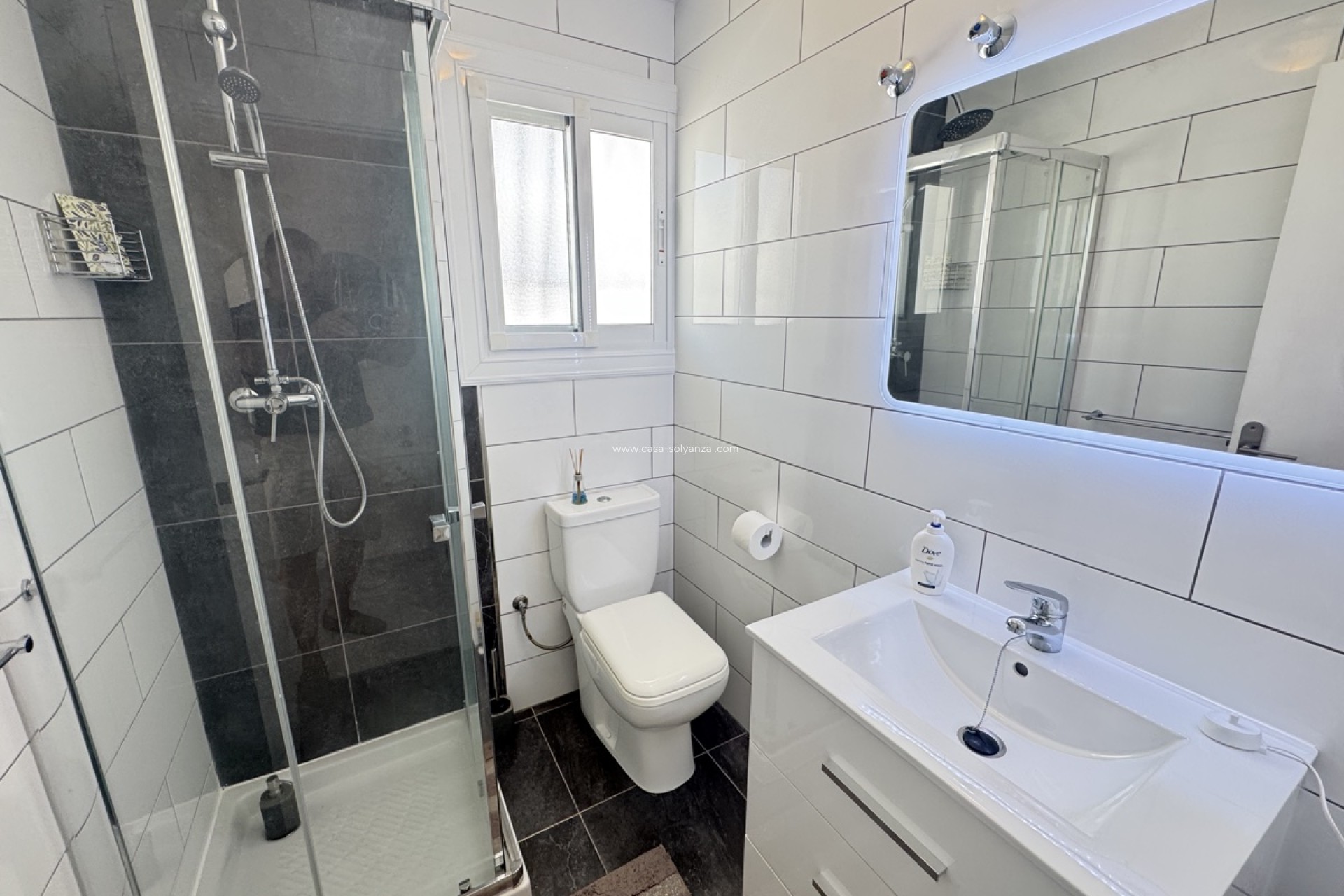 Reventa - Villa - Eagles Nest