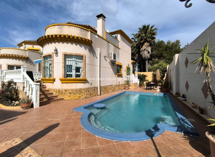 Reventa - Villa - El Raso - Costa Blanca