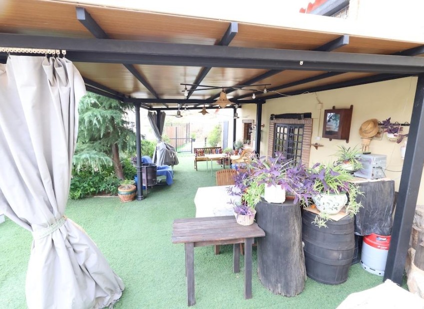 Reventa - Villa - Fortuna - Inland