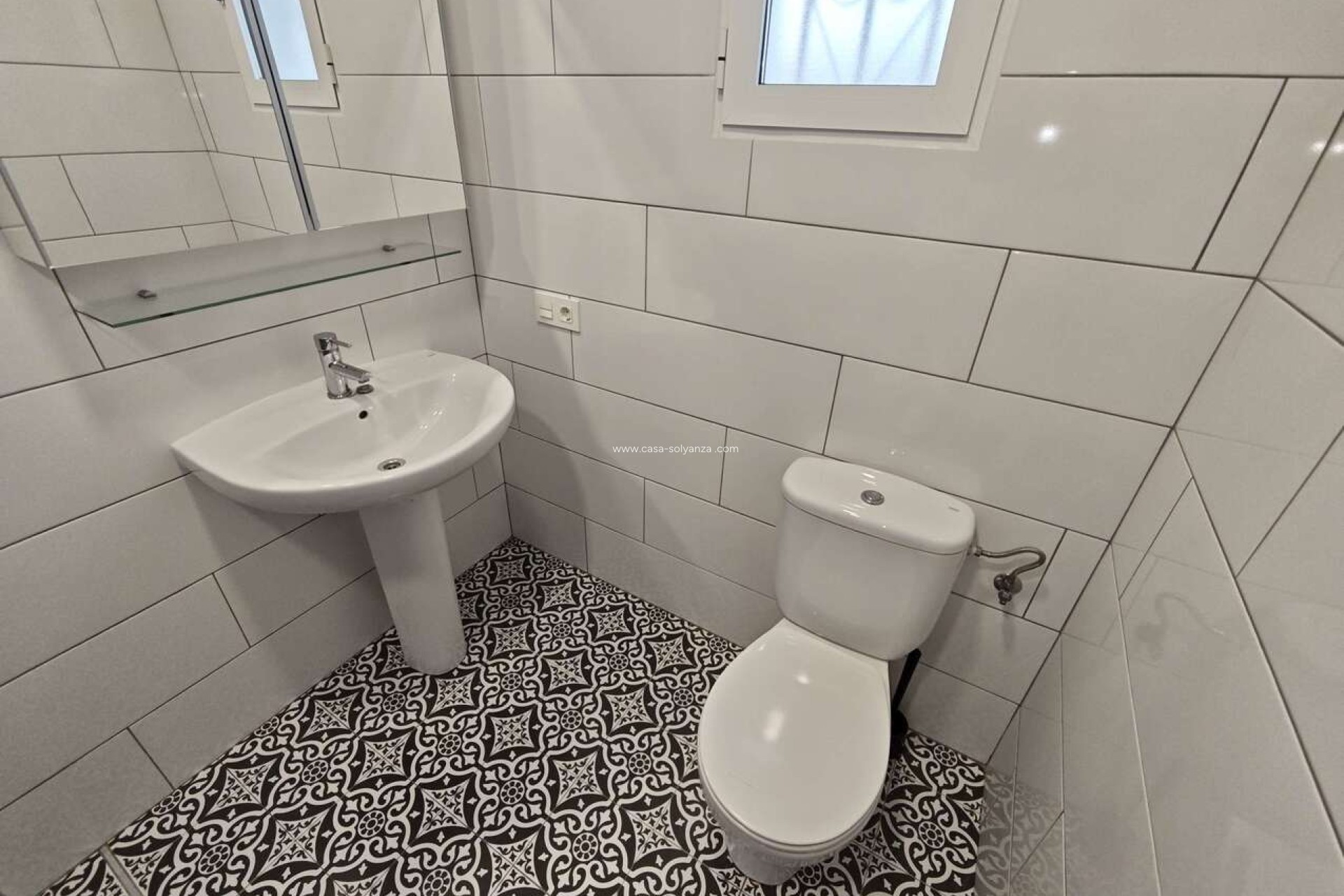 Reventa - Villa - Fortuna - Inland