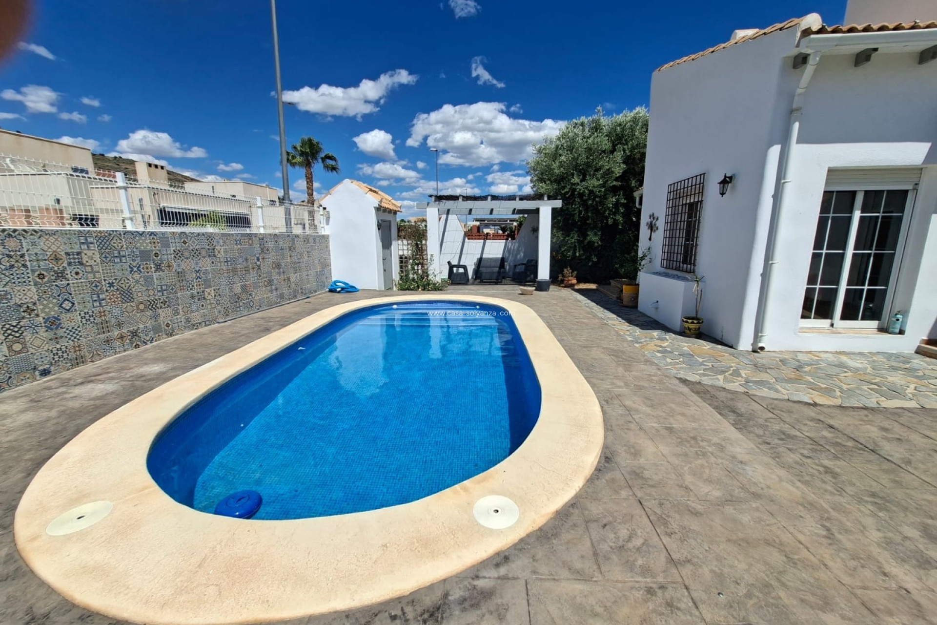 Reventa - Villa - Fortuna - Inland