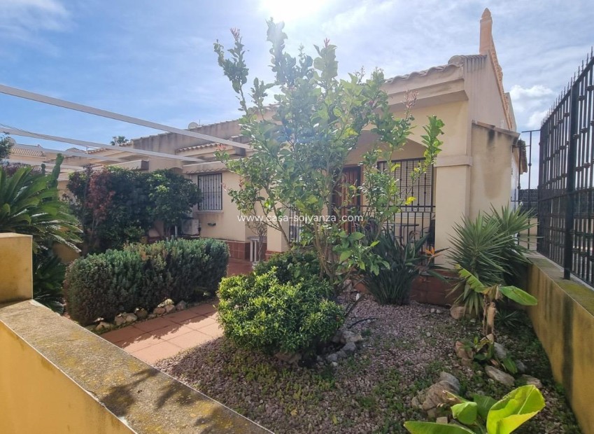 Reventa - Villa - Guardamar del Segura - Urbanizaciones