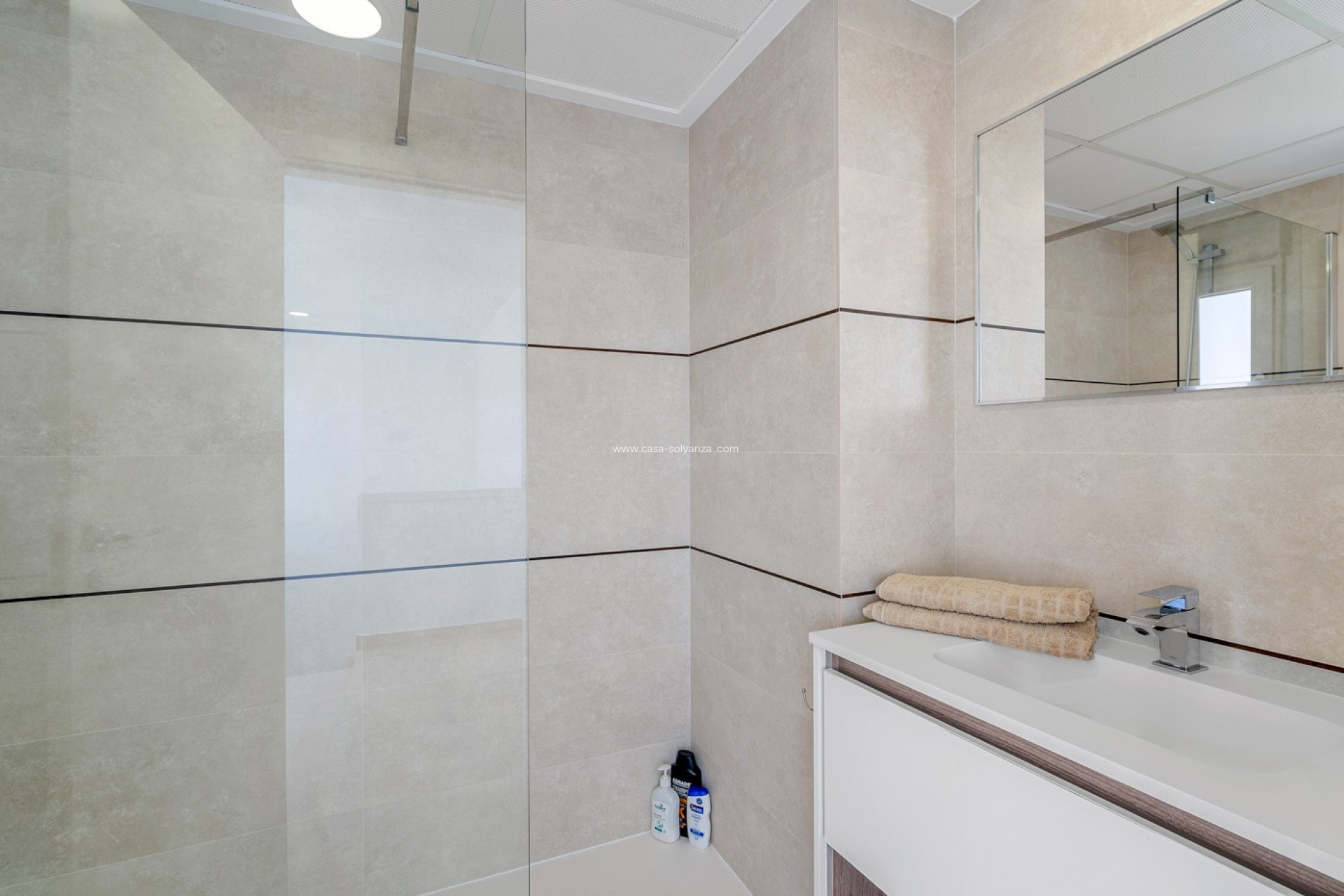 Reventa - Villa - Jacarilla - Inland