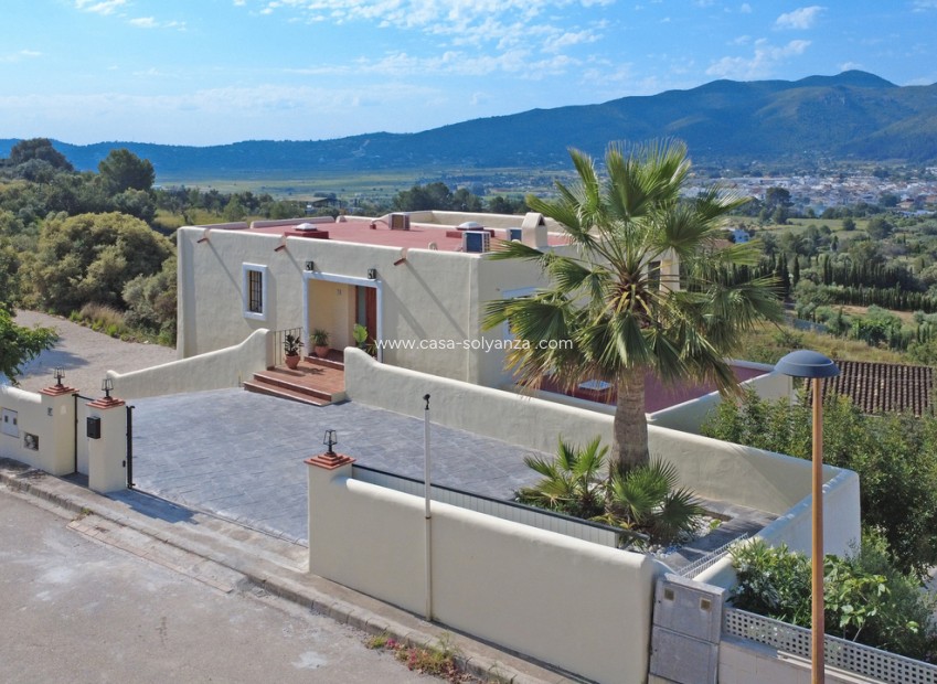 Reventa - Villa - Jalón - Inland