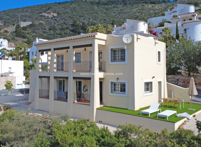 Reventa - Villa - Jalón - Inland