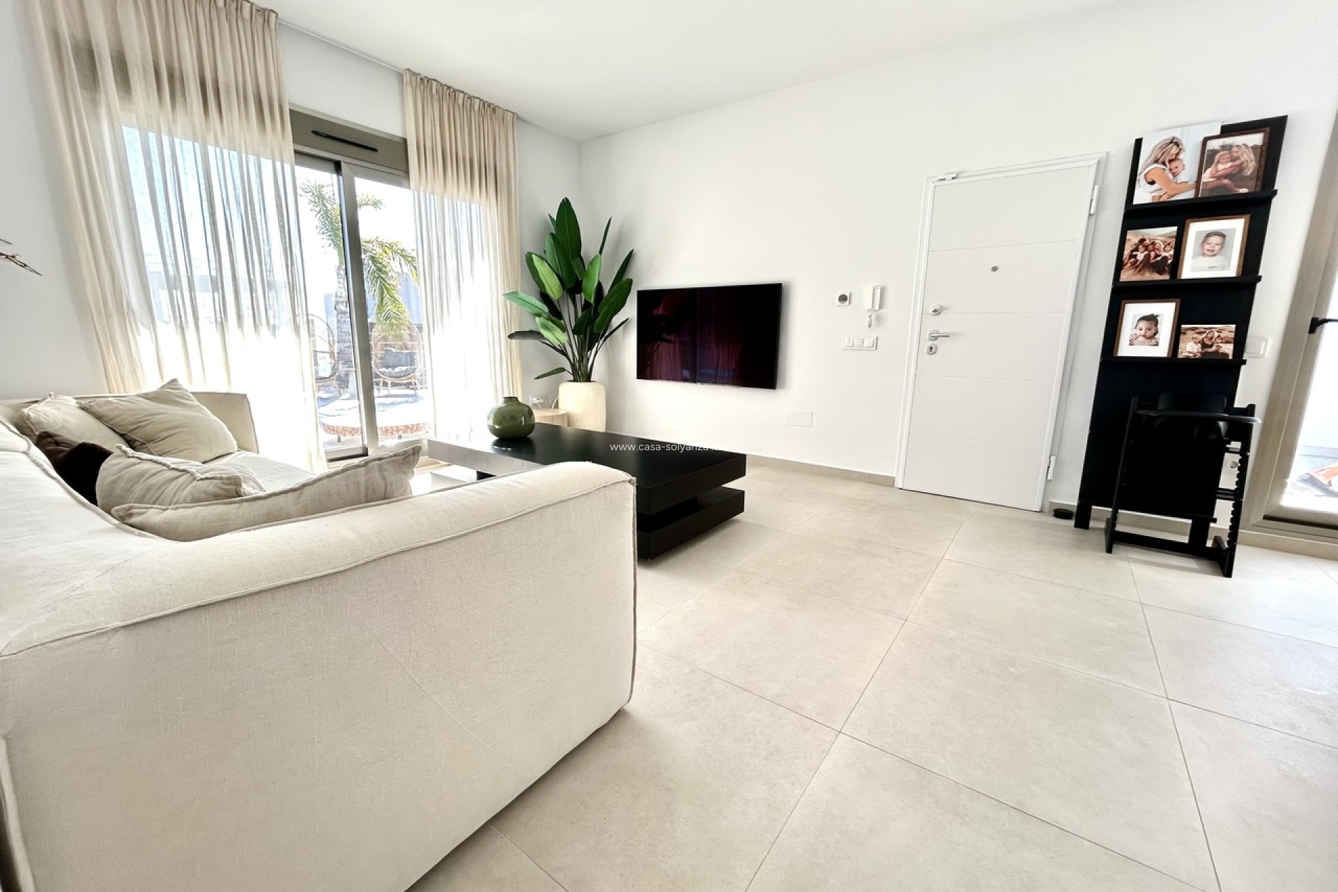 Reventa - Villa - Las Filipinas - Inland