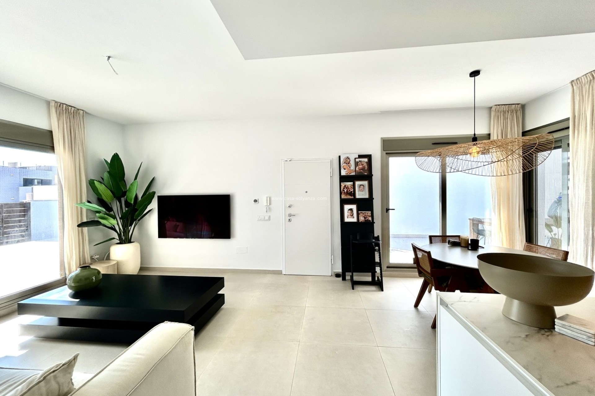 Reventa - Villa - Las Filipinas - Inland