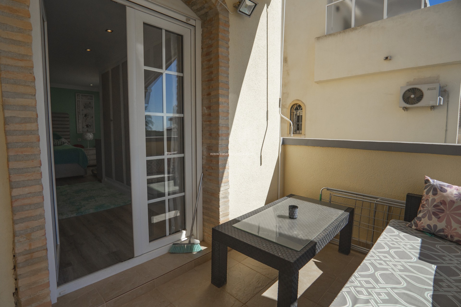 Reventa - Villa - Las Ramblas - Calle Mayor