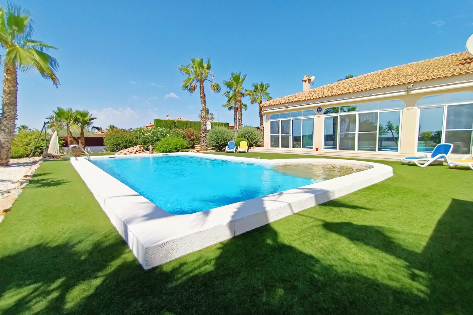 Reventa - Villa - Lo Santiago - Inland