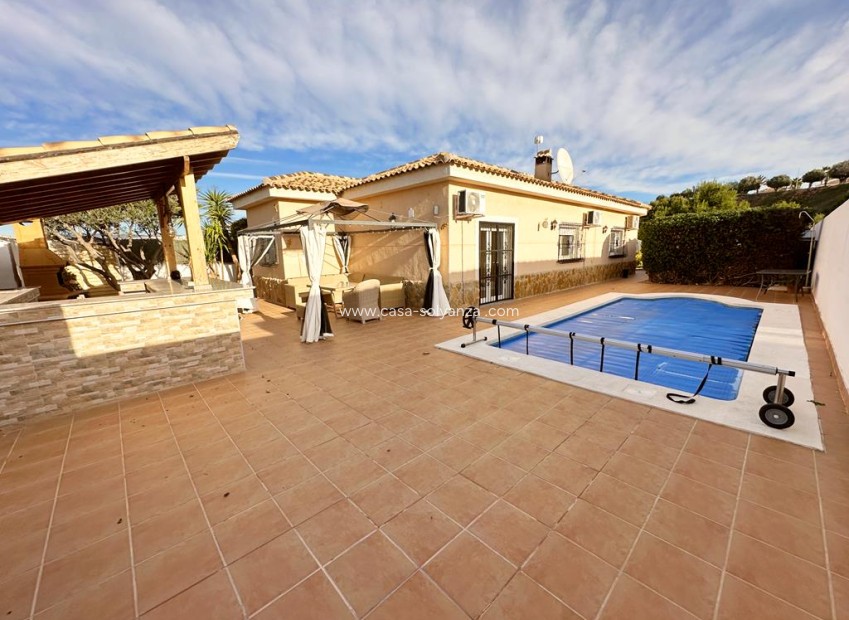 Reventa - Villa - Lo Santiago - Inland