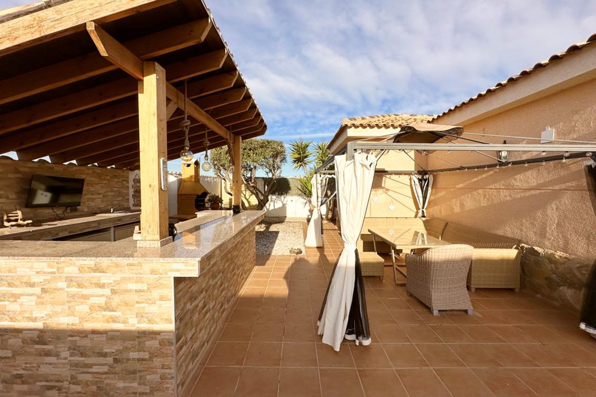 Reventa - Villa - Lo Santiago - Inland