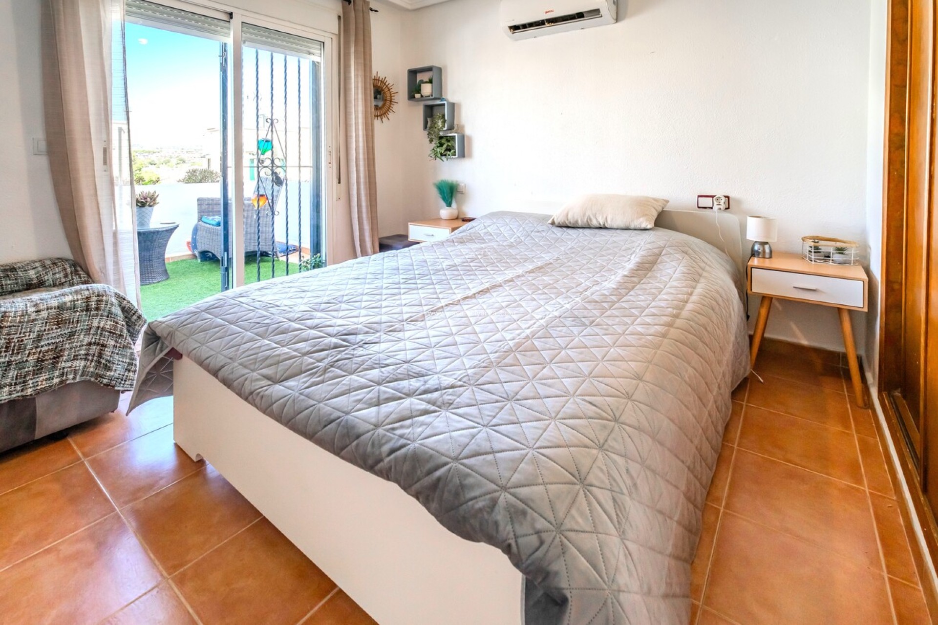 Reventa - Villa - Los Altos - Res Valle de los pinos
