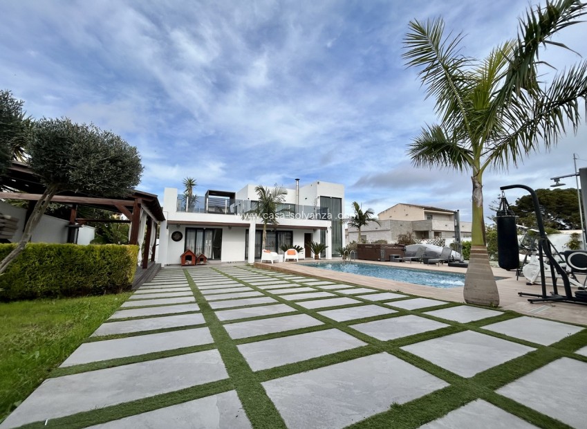 Reventa - Villa - Los Balcones - Costa Blanca