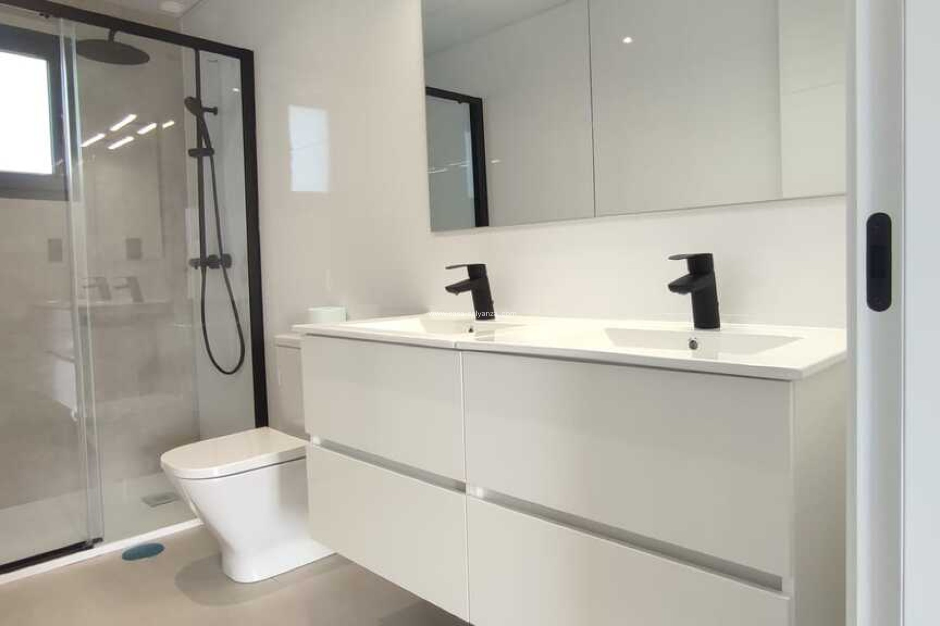 Reventa - Villa - Los Belones - Inland