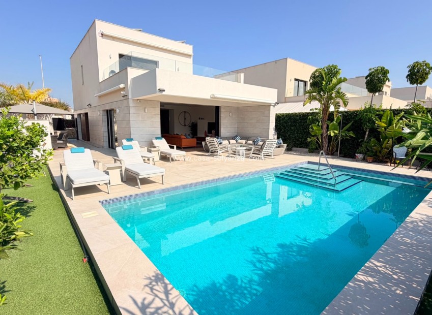 Reventa - Villa - Los Montesinos - Costa Blanca