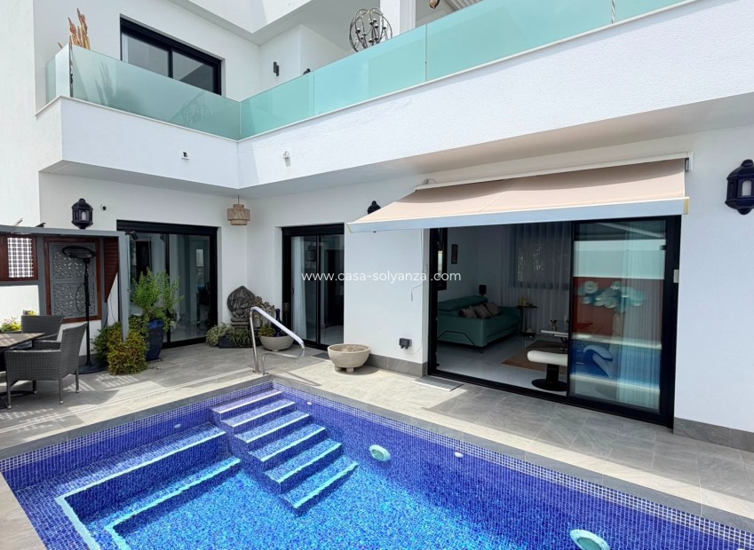 Reventa - Villa - Los Montesinos - Costa Blanca