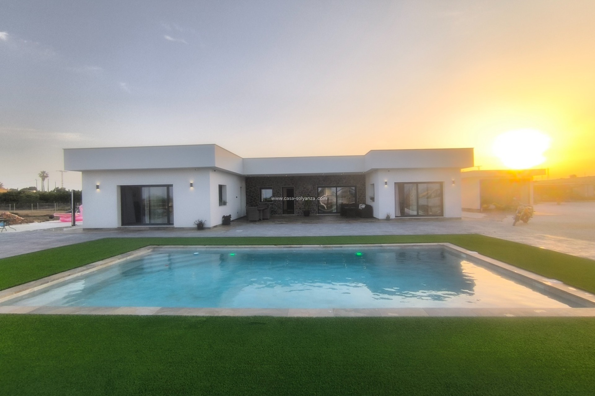 Reventa - Villa - Los Montesinos - La Herrada