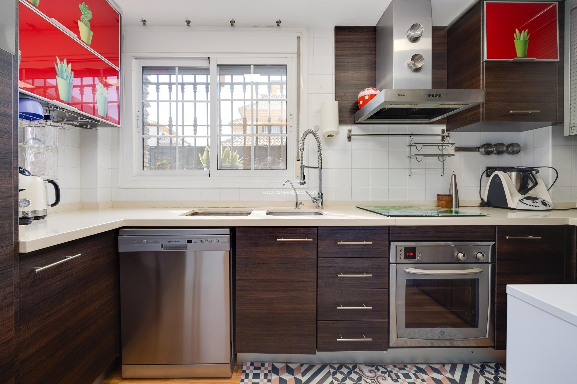 Reventa - Villa - Los Montesinos - La Herrada